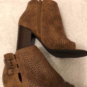 Women’s ankle boots